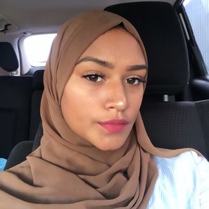 Meet your Posher, Taslim